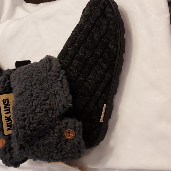 Muk Luks women's slippers size 8 shoes - Picture 2 of 3